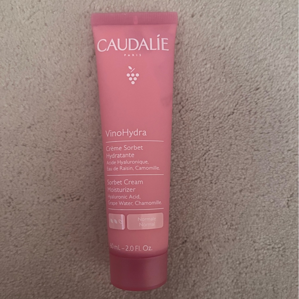 Caudalie VinoHydra Sorbet Cream Moisturizer with Hyaluronic Acid
60 ml
Brand New